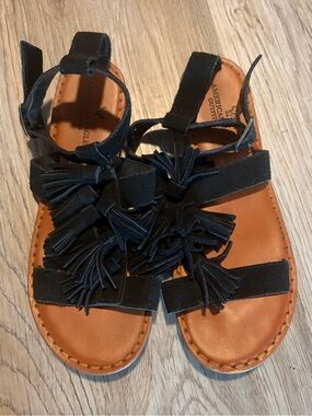 American Eagle Outfitters Black Suede Fringe Sandals